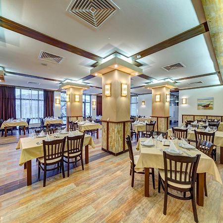 Aparthotel Silver Hills Free Parking Смолян Екстериор снимка