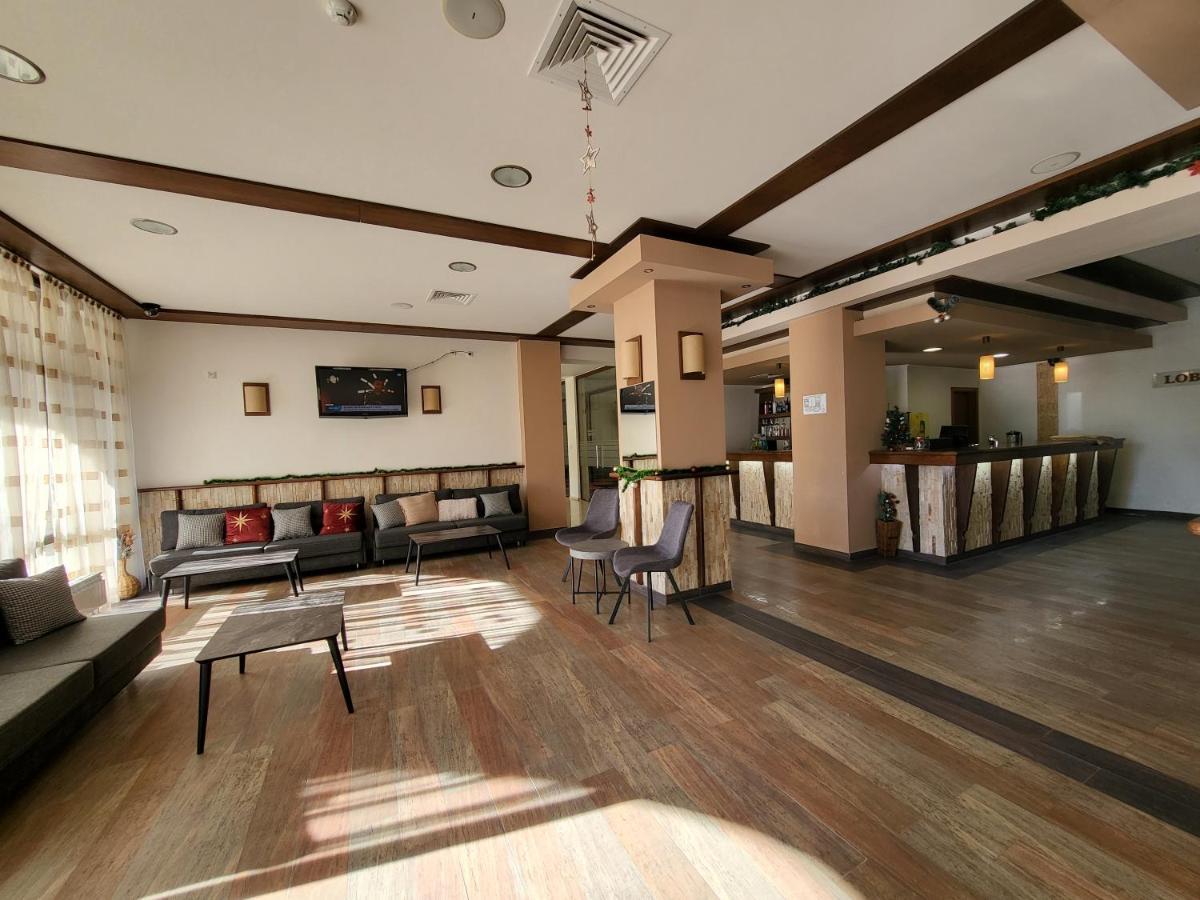 Aparthotel Silver Hills Free Parking Смолян Екстериор снимка