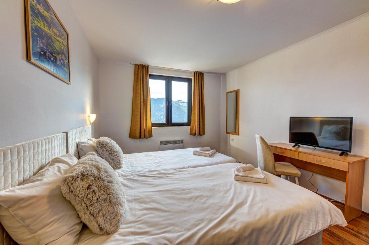 Aparthotel Silver Hills Free Parking Смолян Екстериор снимка