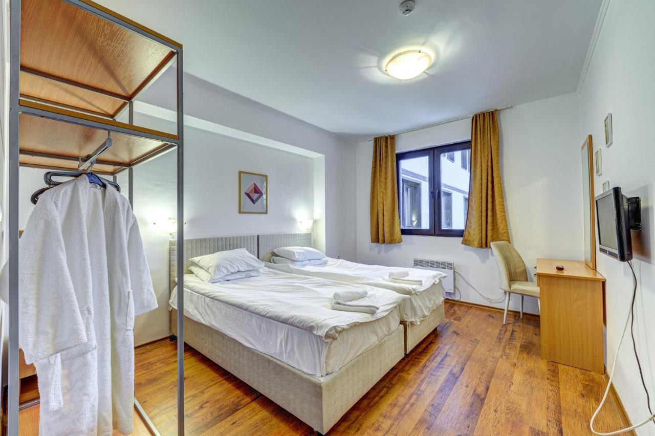 Aparthotel Silver Hills Free Parking Смолян Екстериор снимка