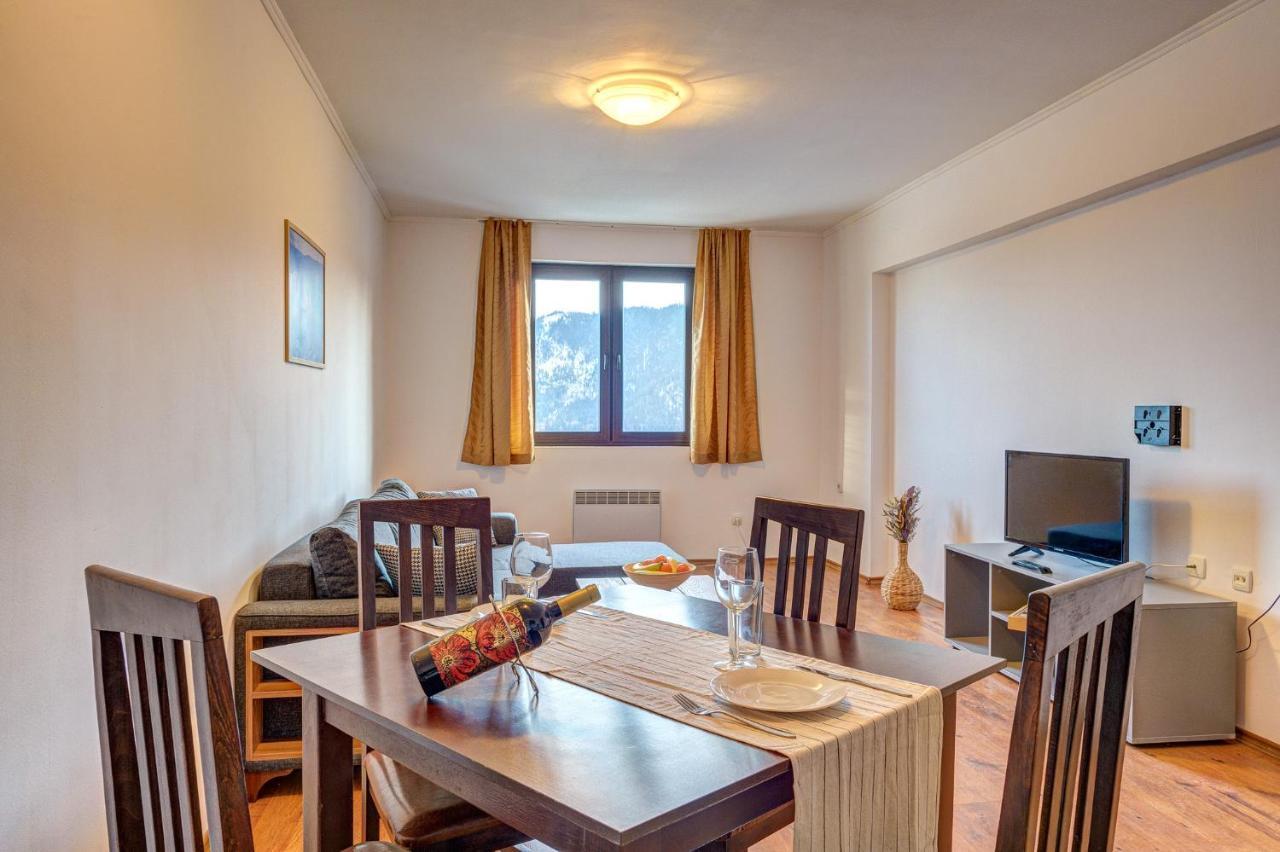 Aparthotel Silver Hills Free Parking Смолян Екстериор снимка