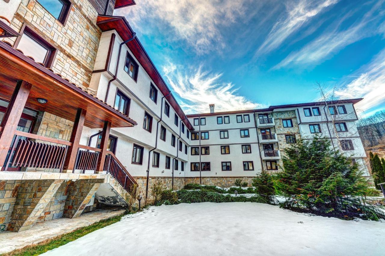 Aparthotel Silver Hills Free Parking Смолян Екстериор снимка