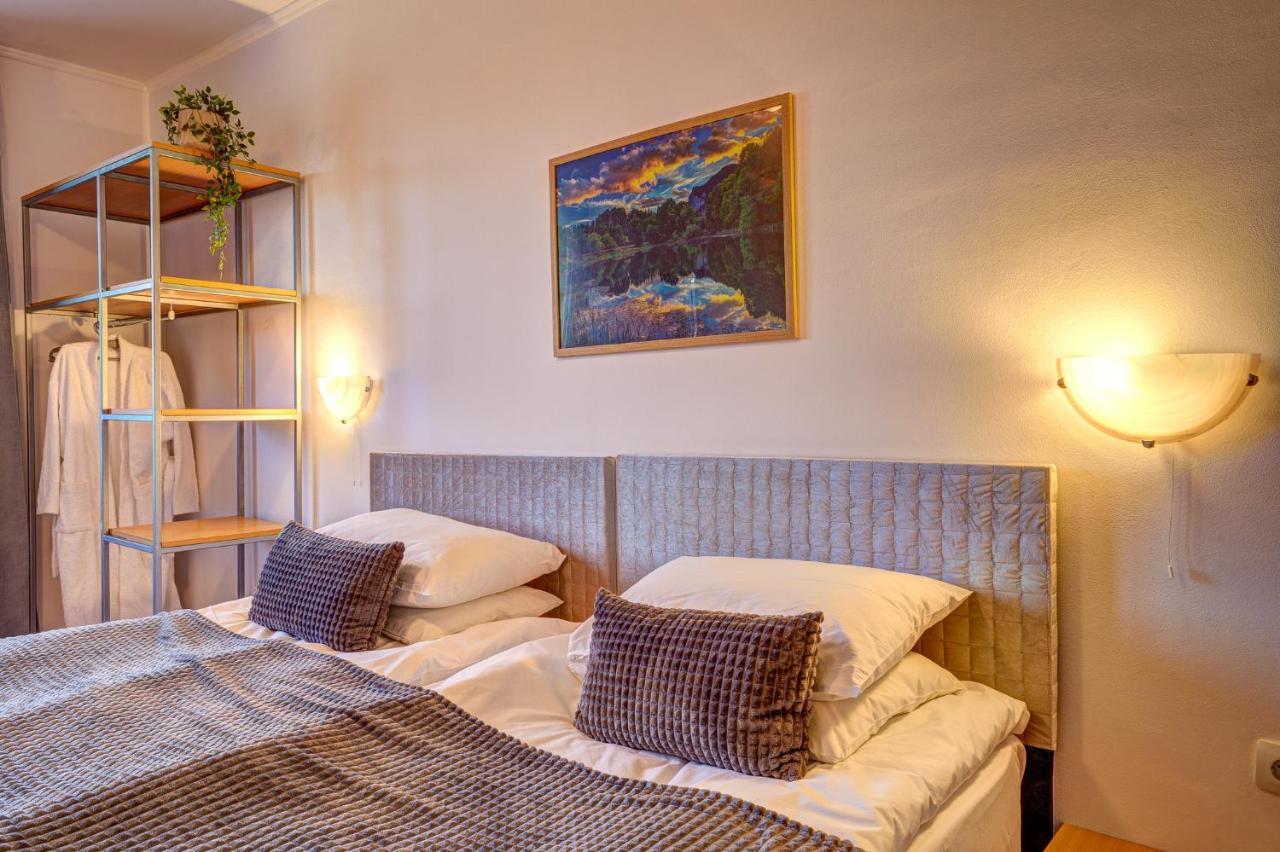 Aparthotel Silver Hills Free Parking Смолян Екстериор снимка