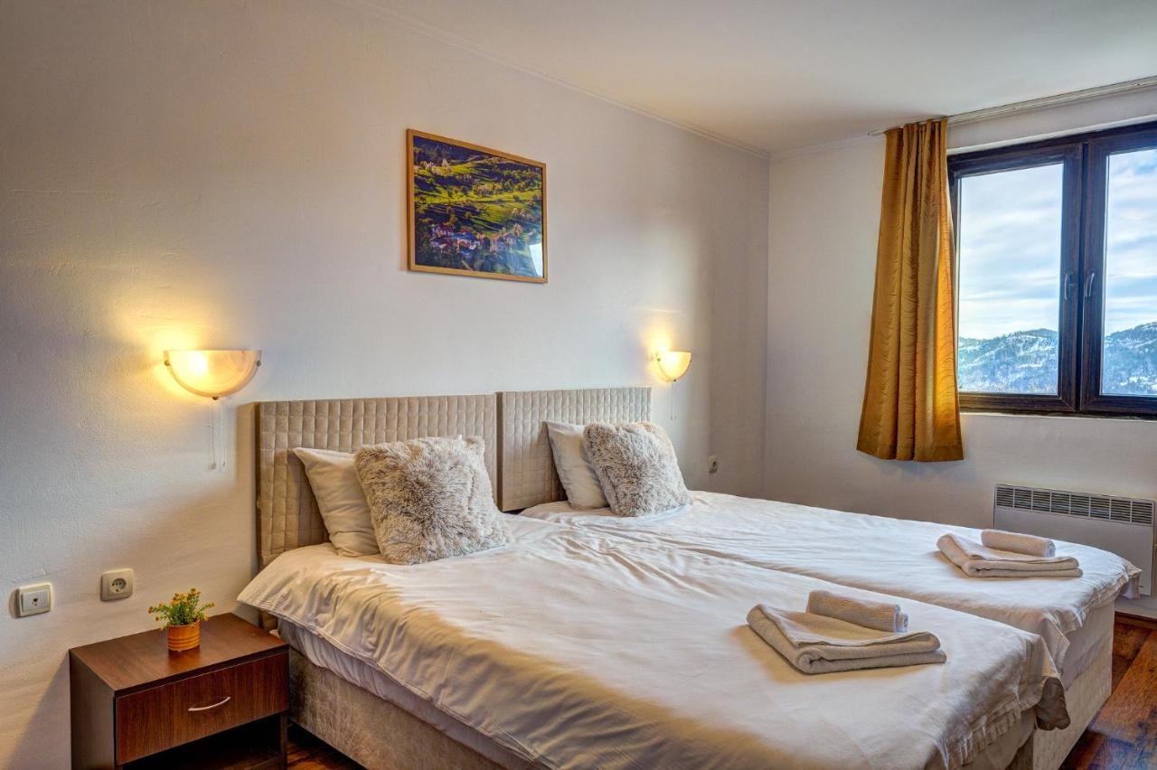Aparthotel Silver Hills Free Parking Смолян Екстериор снимка