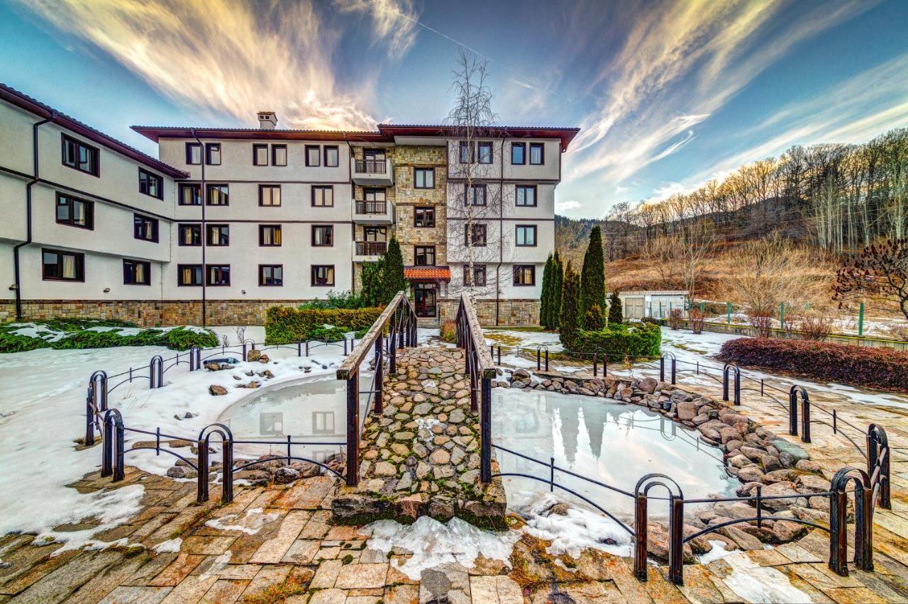 Aparthotel Silver Hills Free Parking Смолян Екстериор снимка